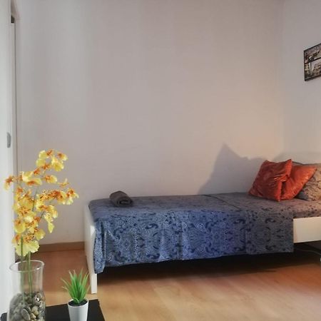 Habitacion Doble En Eixample Барселона Екстериор снимка