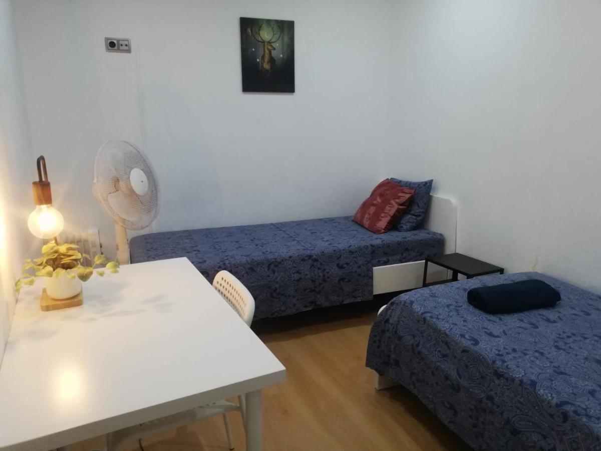 Habitacion Doble En Eixample Барселона Екстериор снимка